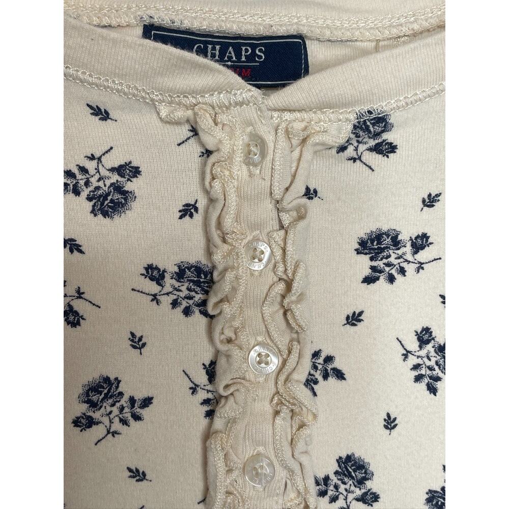 Chaps Women's Ruffle Trim Henley Top Sz M 3/4 Sleeve Cottagecore Floral Prairie - Picture 3 of 9